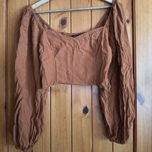 Forever 21. Peasant sleeve, crop top